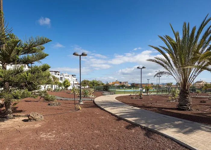 Home2book Relax Terrace Pool קורלחו