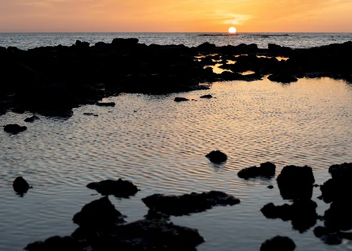 Home2book Relax Terrace Pool דירה קורלחו